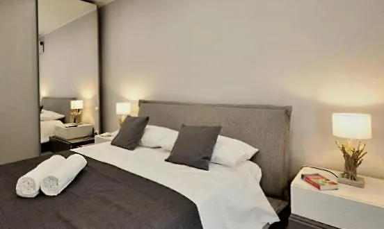 Holiday House Vitruvian Terrasini Apartment