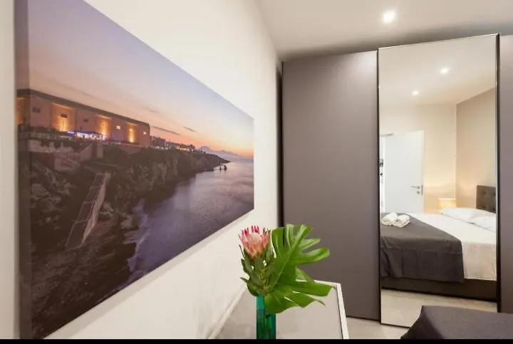 Apartment Holiday House Vitruvian Terrasini