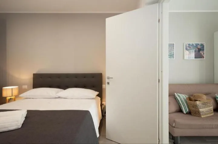 Apartment Holiday House Vitruvian Terrasini Italy